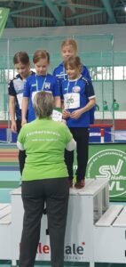 Unsere 4x-100m-Staffel ganz oben